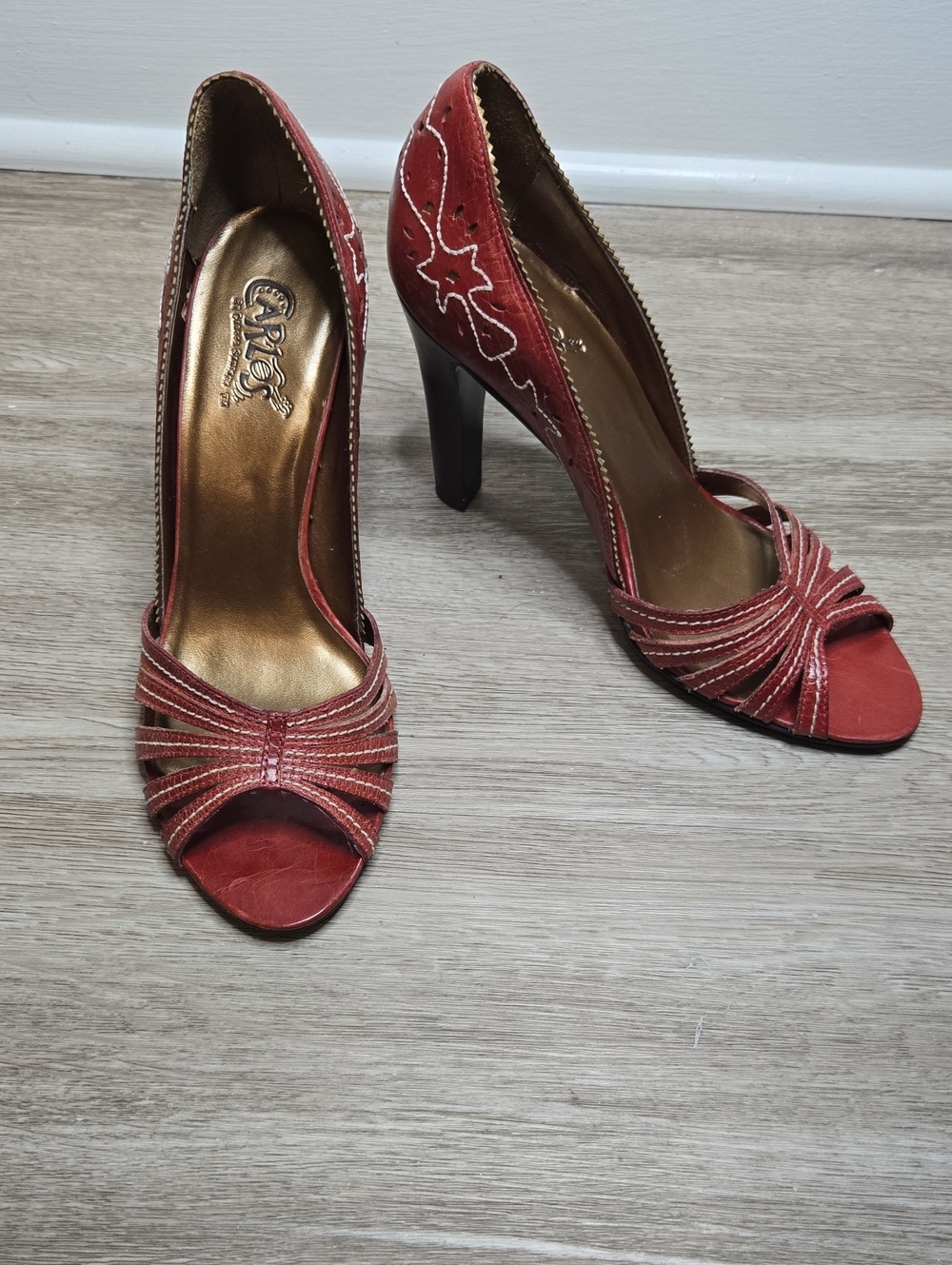 Carlos Santana Camo Coral-Red Peep Toe High Heels with Knotted Straps